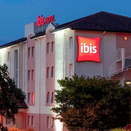 Отель Ibis Pau Лескар Экстерьер фото